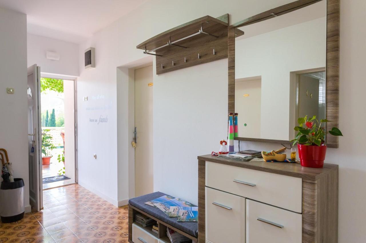 מליני Studio Apartment Boksic מראה חיצוני תמונה