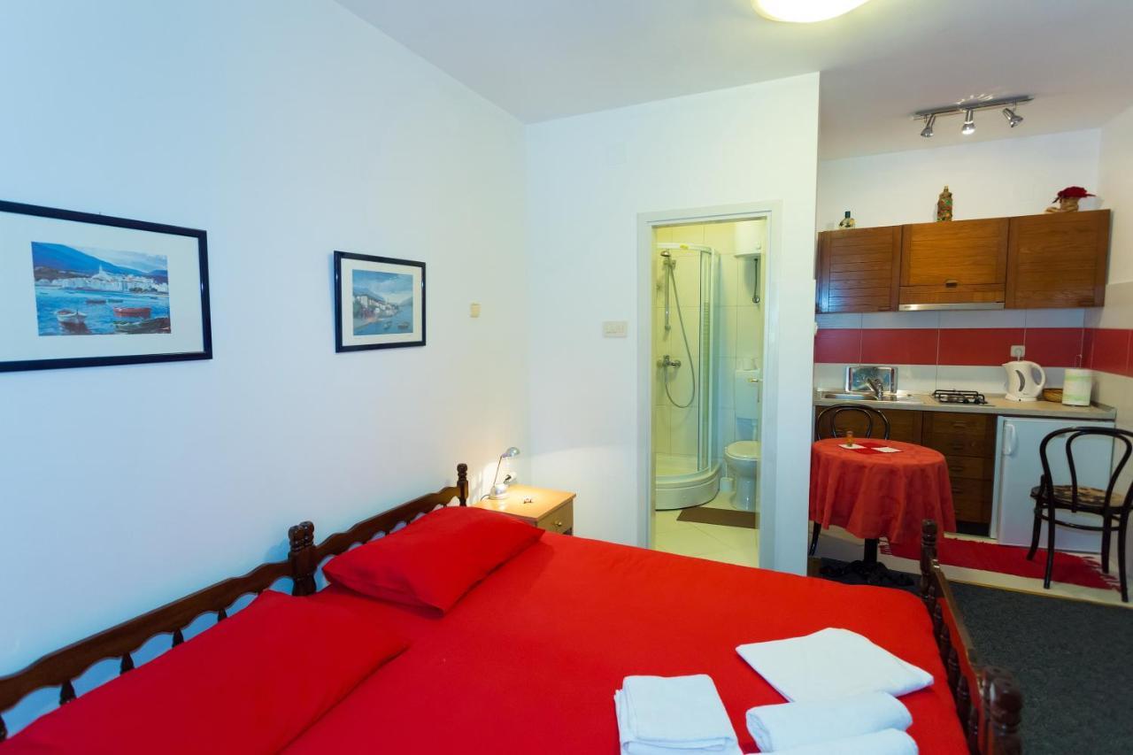 מליני Studio Apartment Boksic מראה חיצוני תמונה