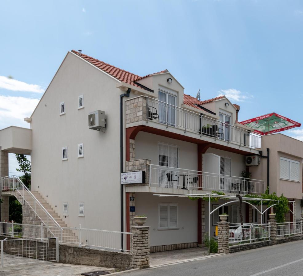 מליני Studio Apartment Boksic מראה חיצוני תמונה