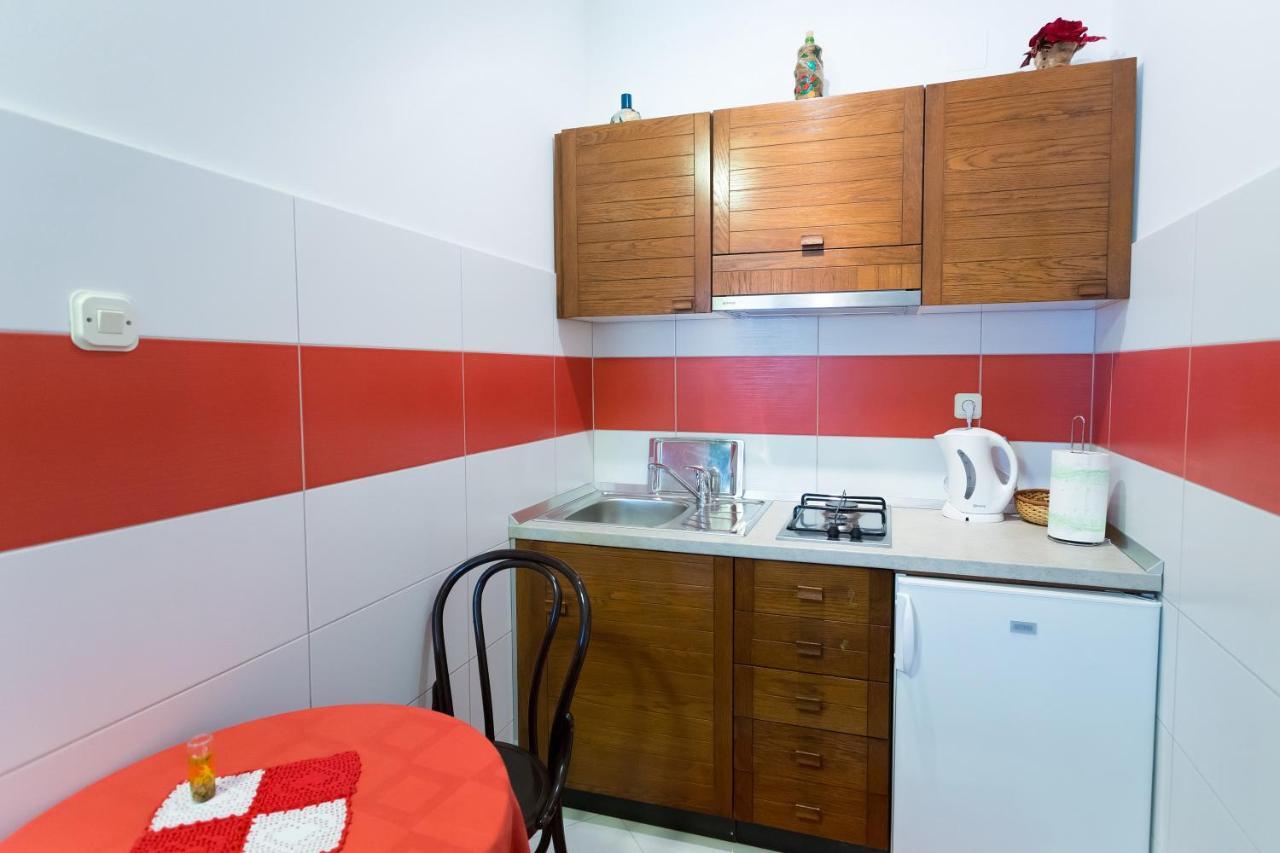 מליני Studio Apartment Boksic מראה חיצוני תמונה